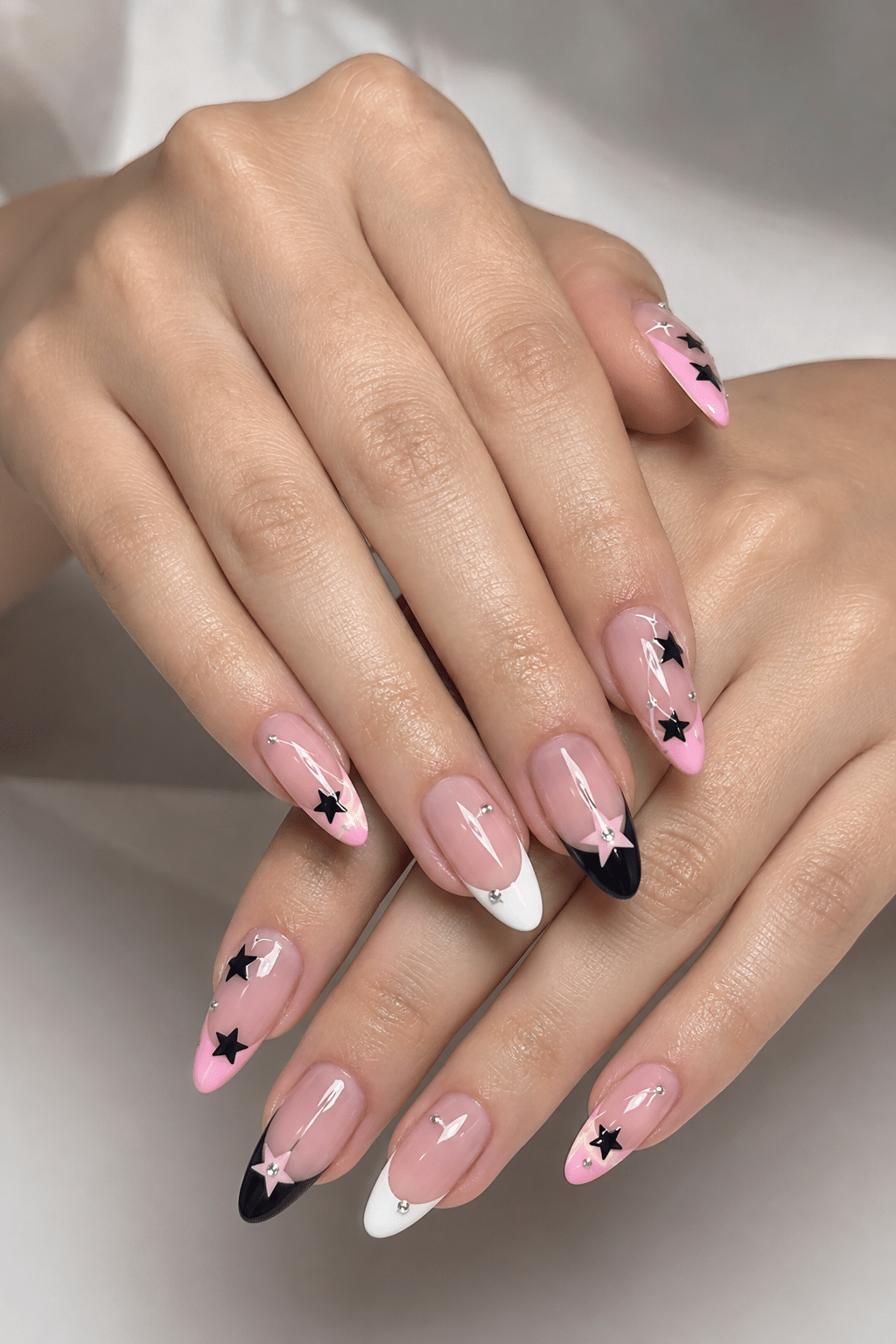 Pink Star French Tip Nails: Cute, Playful Manicure Inspiration 3 Pink Star French Tip Nails
